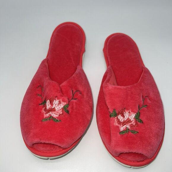NIB 2 Pairs of Women’s VTG Madye’s Slippers w/Velvet-Satin Accent Green/Pink 7-8 - Picture 4 of 16